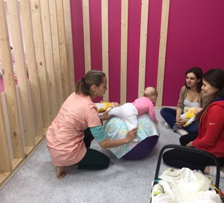 В Барнауле стартовал уникальный курс по обучению материнскому массажу
